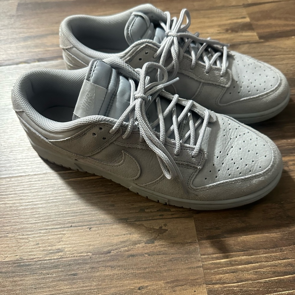 Nike Dunks Gray - image 11